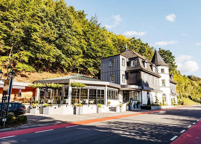 Schlosshotel Brilon-Wald 3*